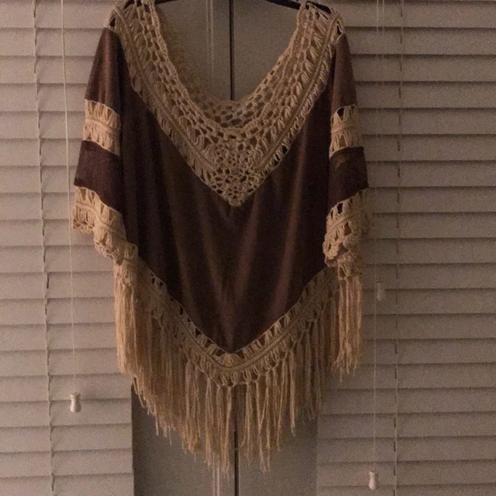 Altar’d State blouse small